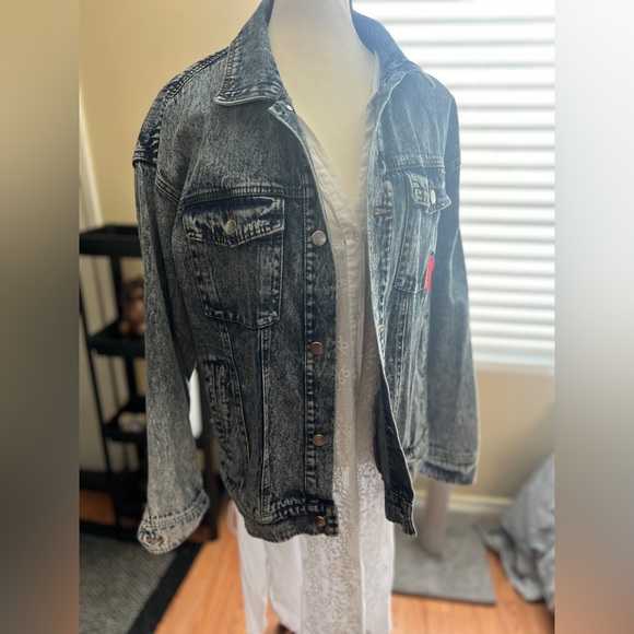 Howling Wolf Denim Jacket - Picture 6 of 8